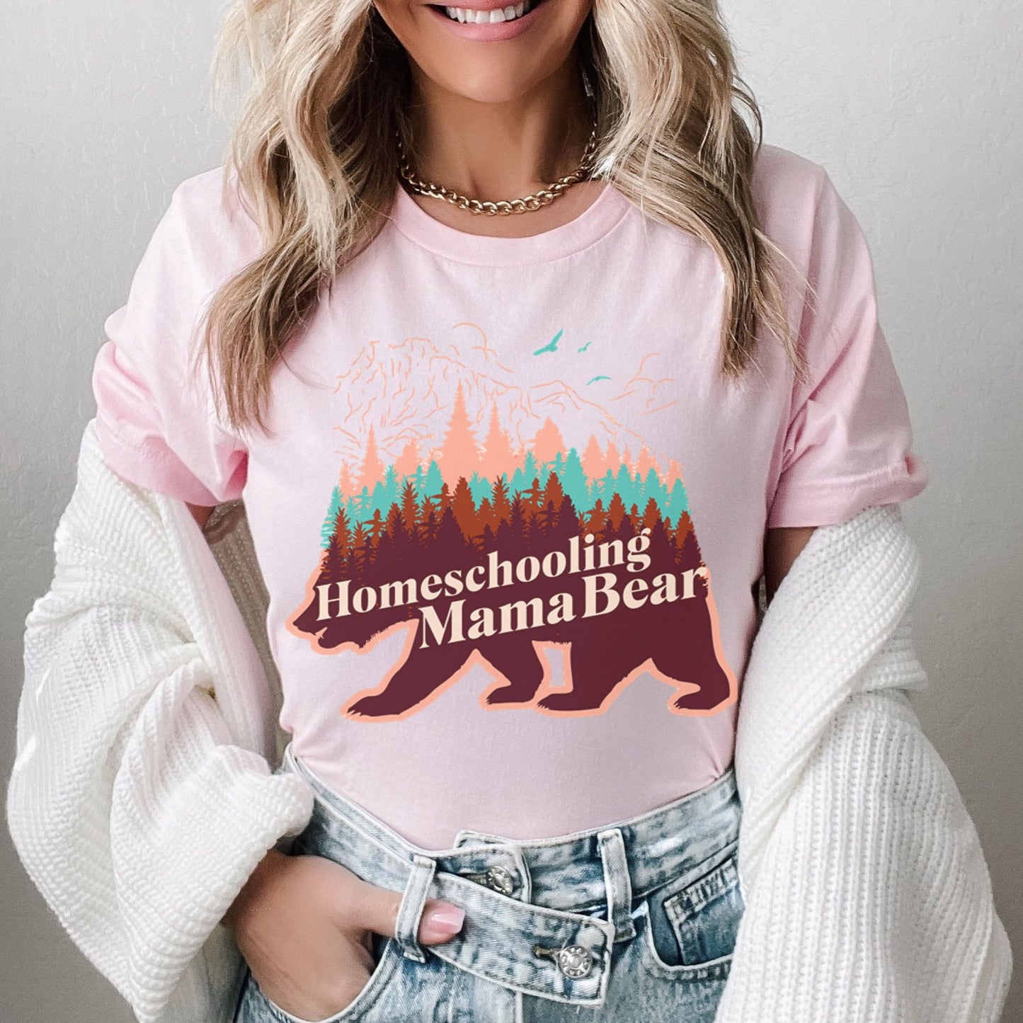 Homeschooling Mama Bear Tee: Perfect Gift for Stylish Moms